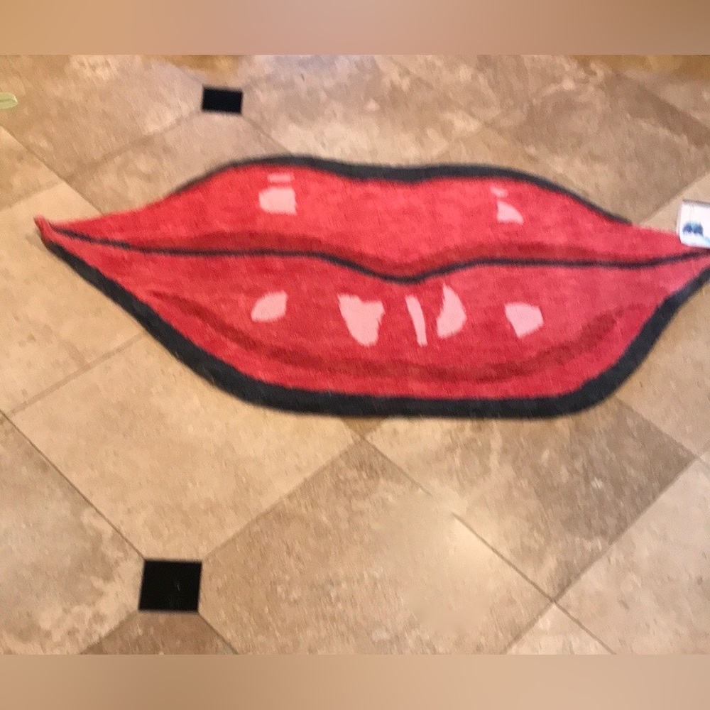 Pop Art Lips Shaped Wool Area Rug